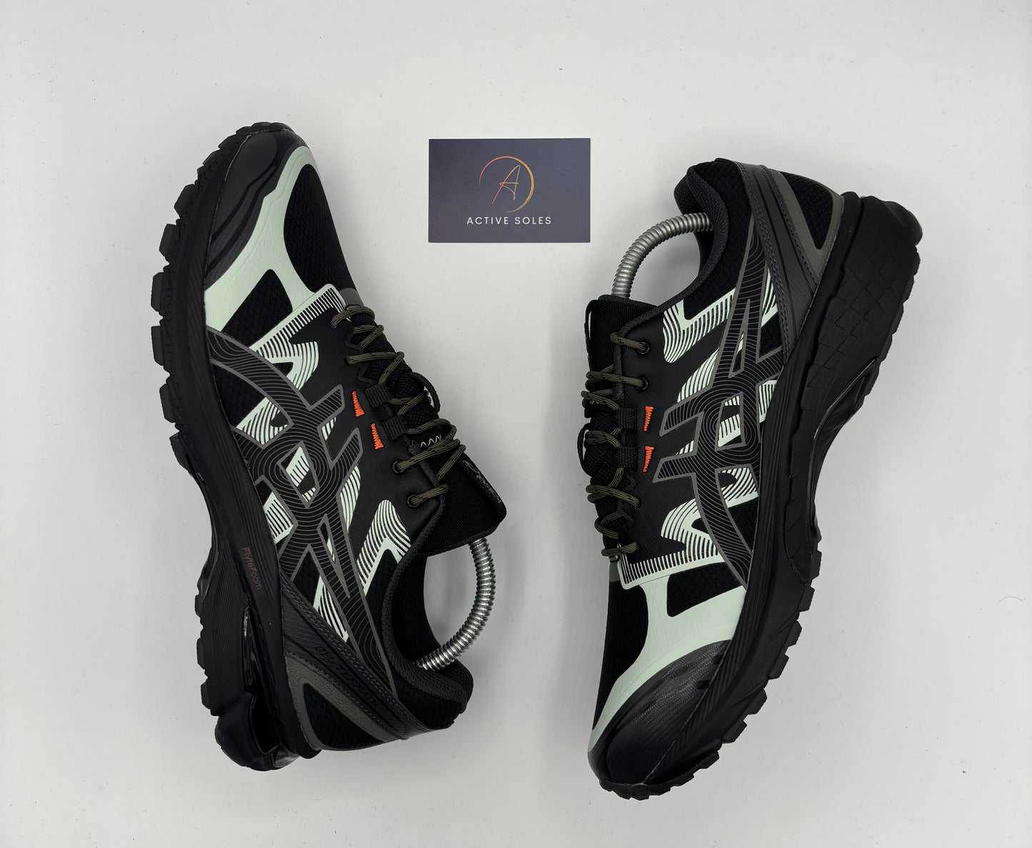 ASICS Gel-Terrain Black/Truffle Grey